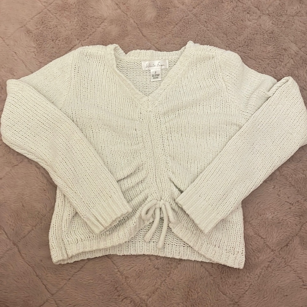 White Fawn White sweater